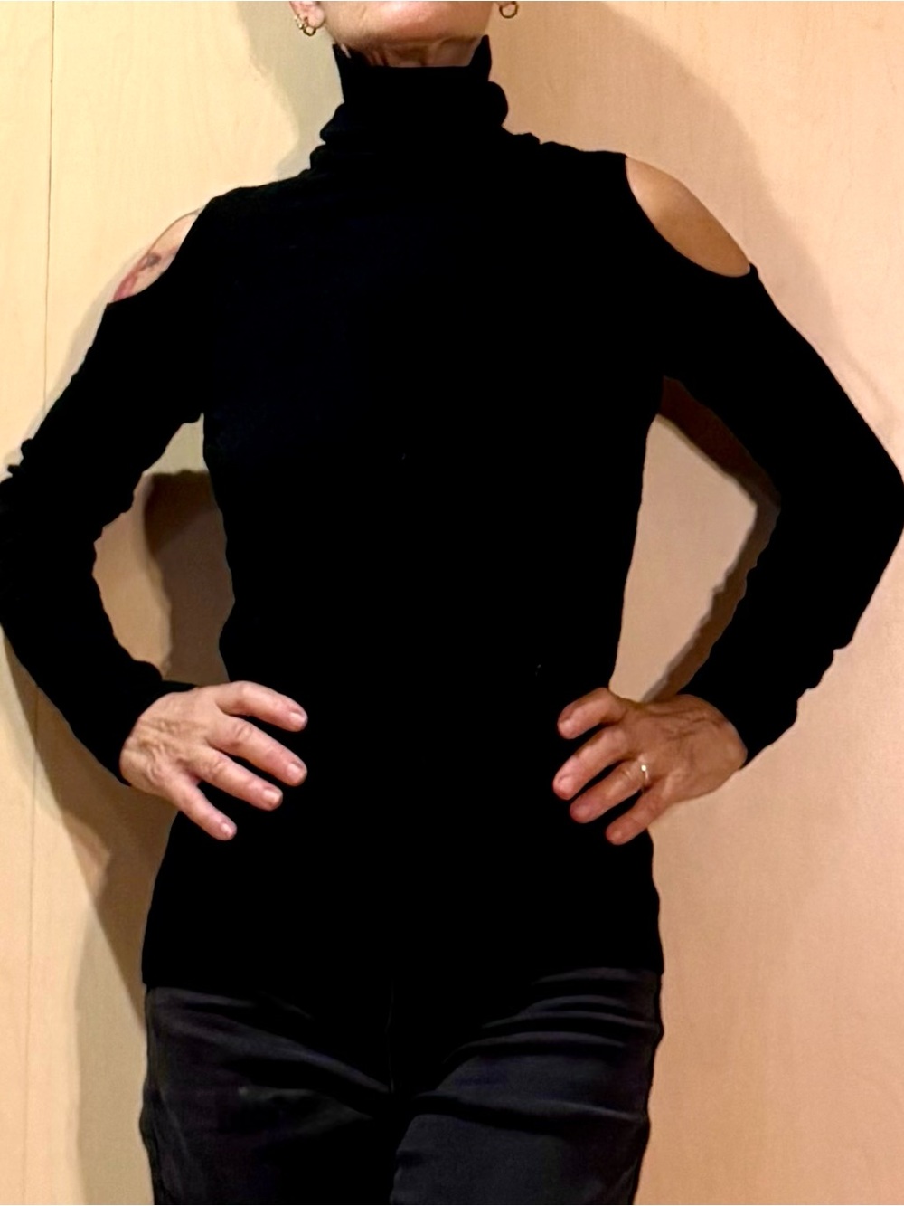 Cache Black Cold Shoulder Turtleneck Sweater Size Small Long Sleeve Knit Top